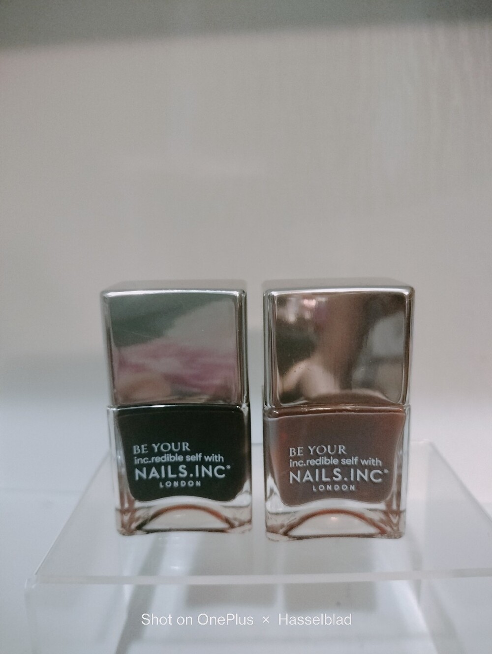 NAILS.INC Women Press-On Nails – Green & Brown Shades